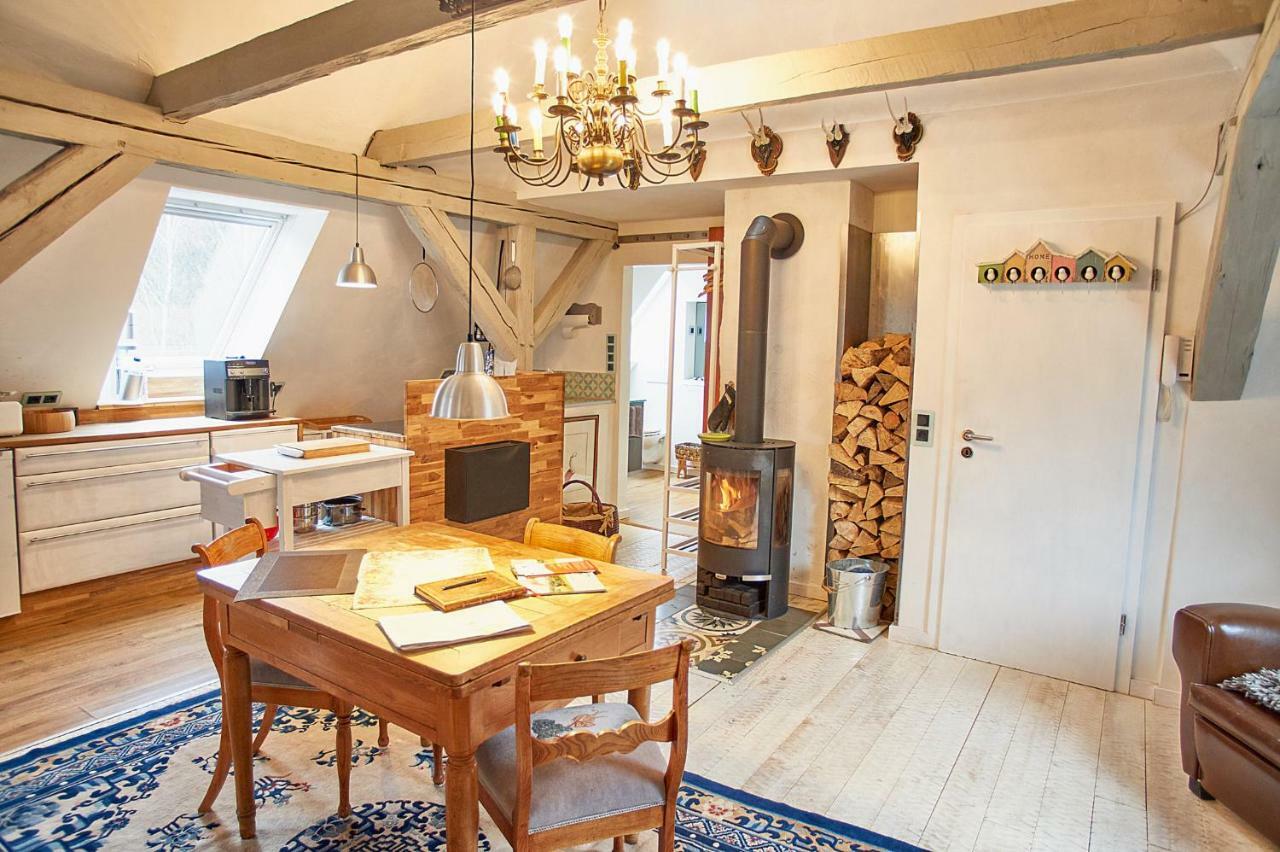 Apartment Holzwerk *